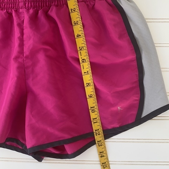 Pink Activewear shorts Size Large - Picture 9 of 10